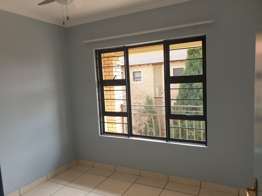 1 Bedroom Property for Sale in Potchefstroom North North West